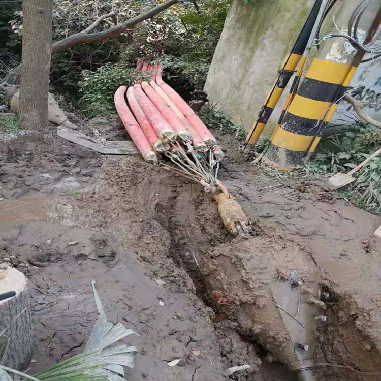 永定拖拉管